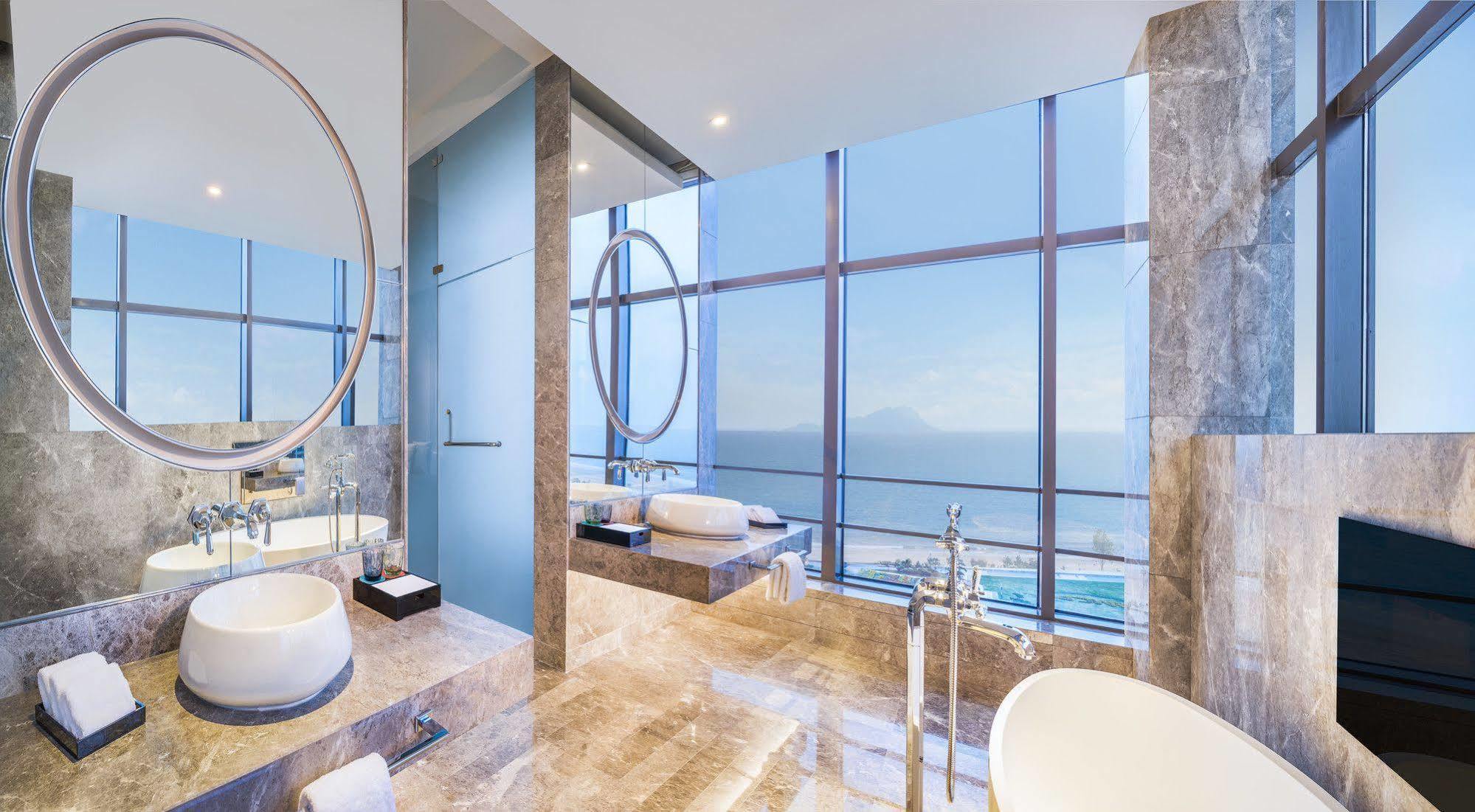 Le Meridien Qingdao West Coast Exteriör bild